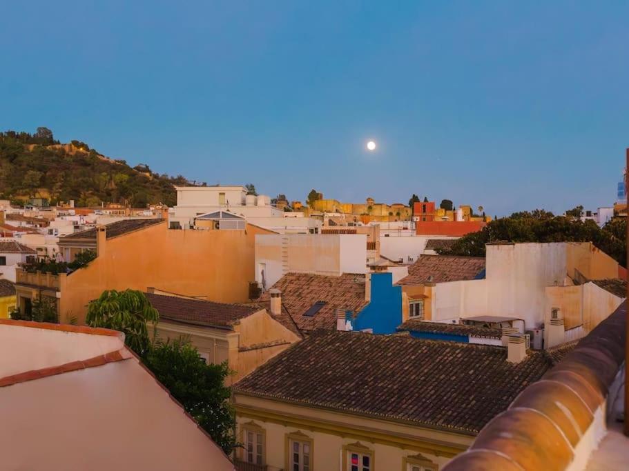 Terraza De Carreteria Málaga